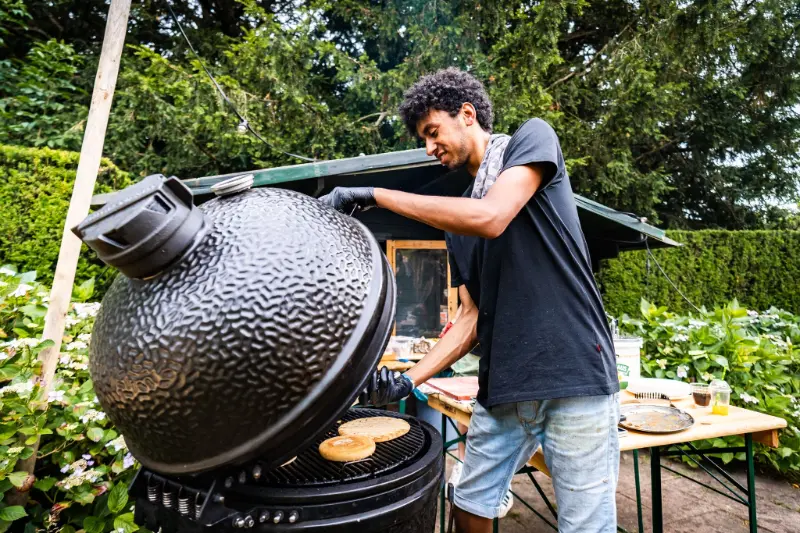 BBQ grill met vlees